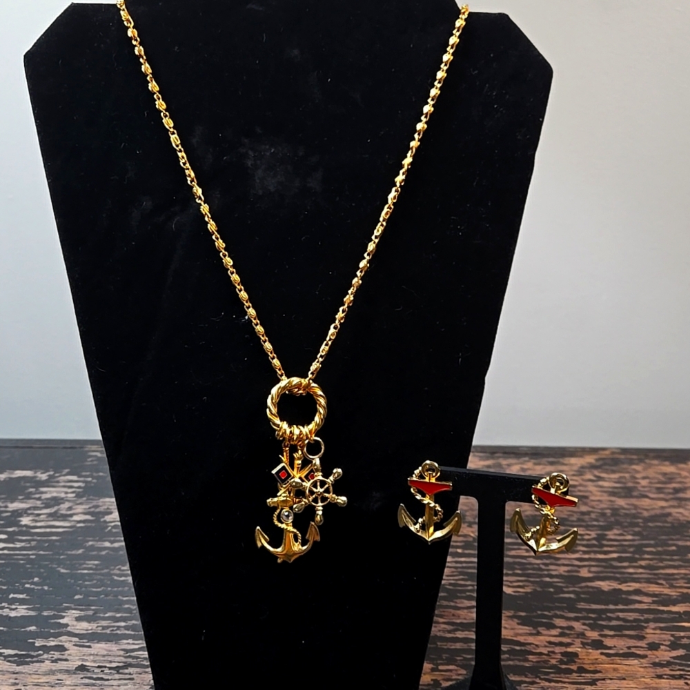 Robert Rose‎ Nautical Charm Gold Tone Necklace and Earring Set